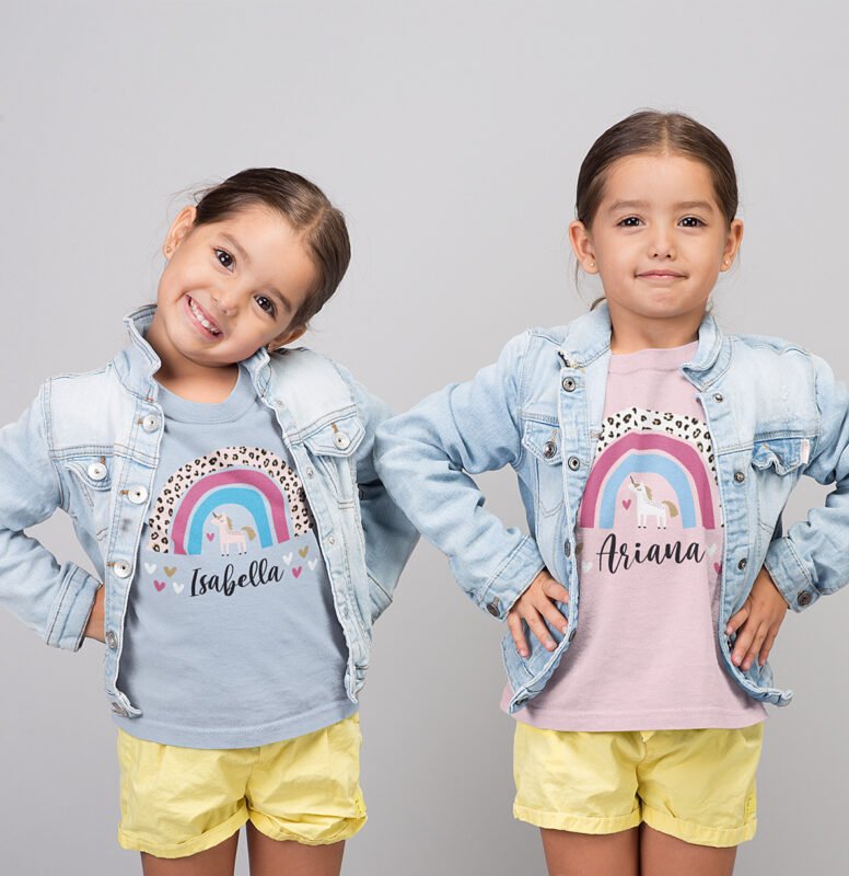 Girls-wearing-unicorn-tshirts